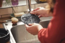 Philips Senseo® Select Kaffee Pad Maschine, 3 Kaffeespezialitäten, Kaffeestärkewahl Plus, Crema Plus, Schwarz (CSA240/20) -Kaffeegetränkeladen 3217a0d34d2dd98eb4b4c87a93e498ba