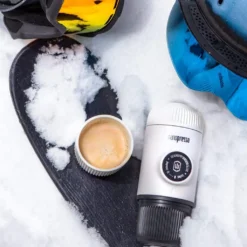 WACACO Nanopresso Tragbare Espressomaschine, Mit Nanopresso-Etui, Upgrade-Version Von Minipresso, Reisekaffeemaschine, Kaffee-To-Go, Manuell Betrieben, Weiß, Nachhaltig 8 WACACO Nanopresso Tragbare Espressomaschine, Mit Nanopresso-Etui, Upgrade-Version Von Minipresso, Reisekaffeemaschine, Kaffee-To-Go, Manuell Betrieben, Weiß, Nachhaltig -Kaffeegetränkeladen 3bc05fce45c380b72c28c8037b2c7906