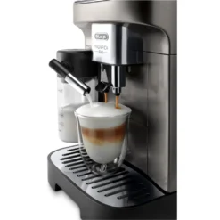 De'Longhi DeLonghi ECAM 290.81.TB Magnifica Evo Milk - Kaffee-Vollautomat - Titanium/schwarz -Kaffeegetränkeladen 4af0d8f35fcb34c9384924a70caffb9c