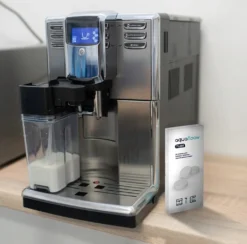 AquaFloow Set Für Siemens / Bosch Espressomaschine: 3x Ersatzwasserfilter TZ70003 + Reinigungstabletten 10 Stück + Reiniger + Entkalkertabletten 8 Stück -Kaffeegetränkeladen 54d2a2a267097019d6085fa472eac5e4