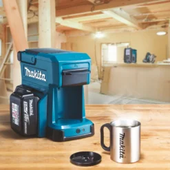 Makita Akku / Netz Tragbare Mobile Kaffeemaschine Caffee DCM501Z 18V 230V -Kaffeegetränkeladen 8c50386c3ed475ba1049c1620359fee6