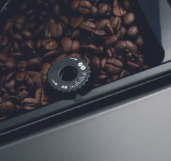 De'Longhi DeLonghi ESAM 3000 B Kaffeevollautomat Schwarz -Kaffeegetränkeladen a96d70d10f084fa48a6cee084d342287