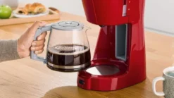 Bosch TKA3A034 CompactClass Kaffeemaschine Extra Rot -Kaffeegetränkeladen a9e0093b64ff20b783ef487119fbf42f