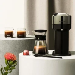 Nespresso Vertuo Kaffeekapselmaschine XN910C + VERTUO Carafe Set Pour-Over (610 Ml) -Kaffeegetränkeladen bc0d01cfecd34f03d27f0a483406c945